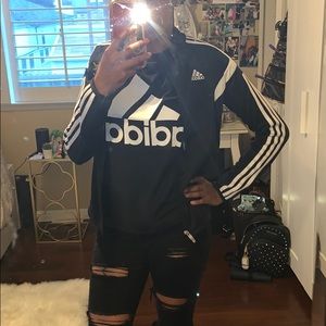 Adidas track black jacket🖤🖤🖤